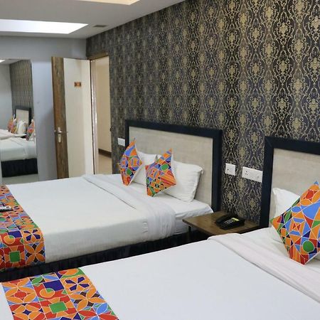 Hotel S.R. Residency Zirakpur Exteriér fotografie