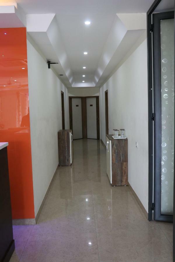 Hotel S.R. Residency Zirakpur Exteriér fotografie