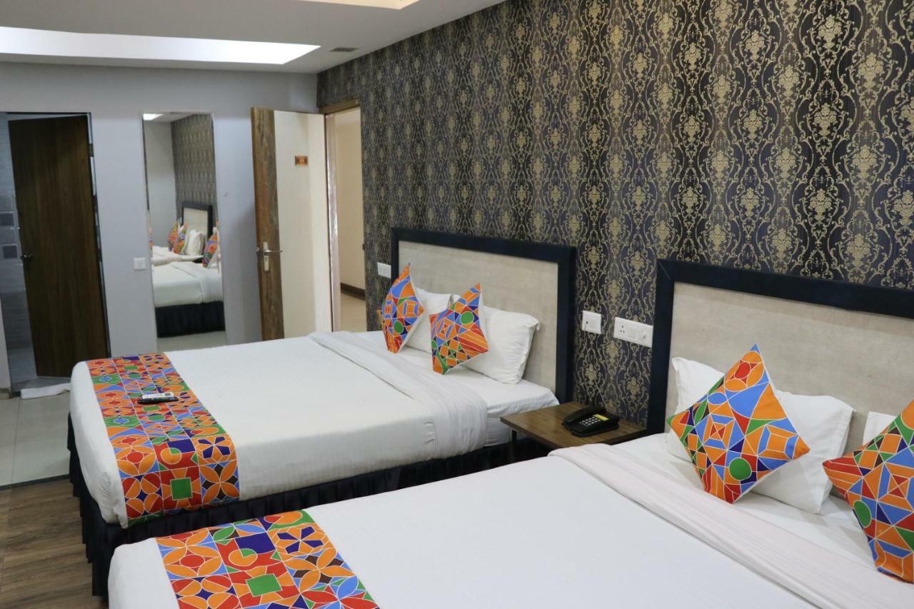 Hotel S.R. Residency Zirakpur Exteriér fotografie